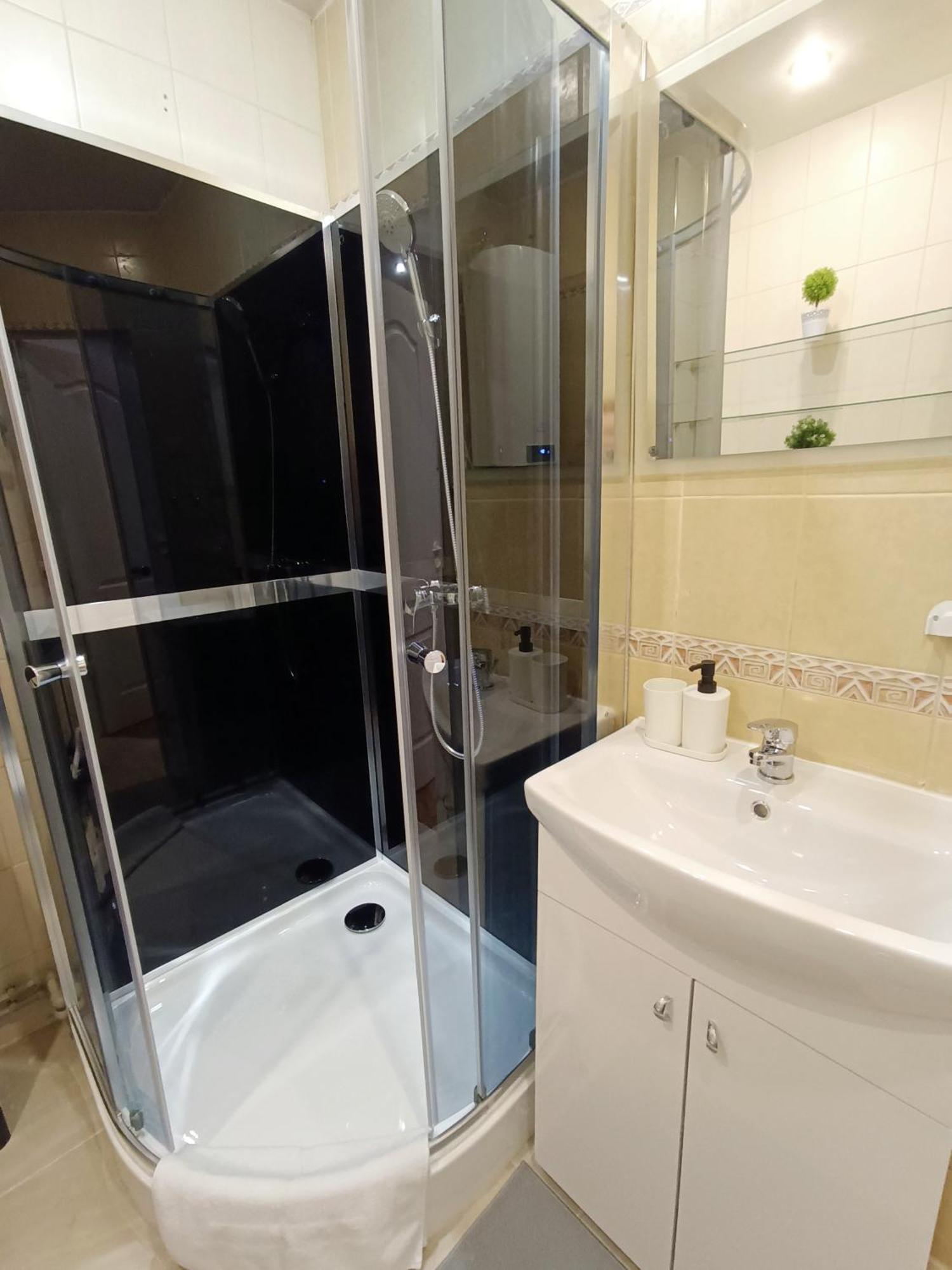 Two Bedroom Apartment In Old Town, Up To 6 Guests Riga Exterior photo