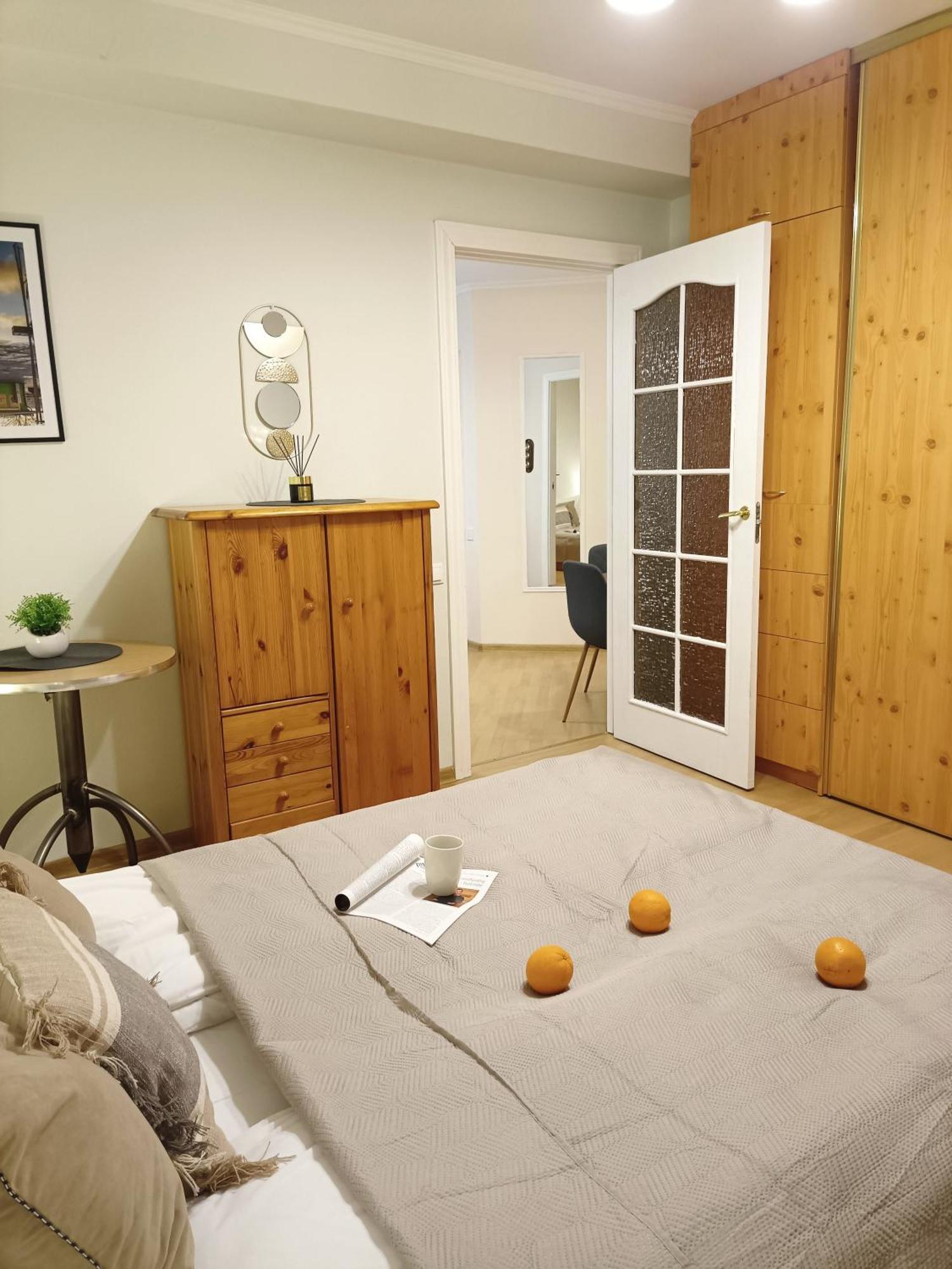 Two Bedroom Apartment In Old Town, Up To 6 Guests Riga Exterior photo