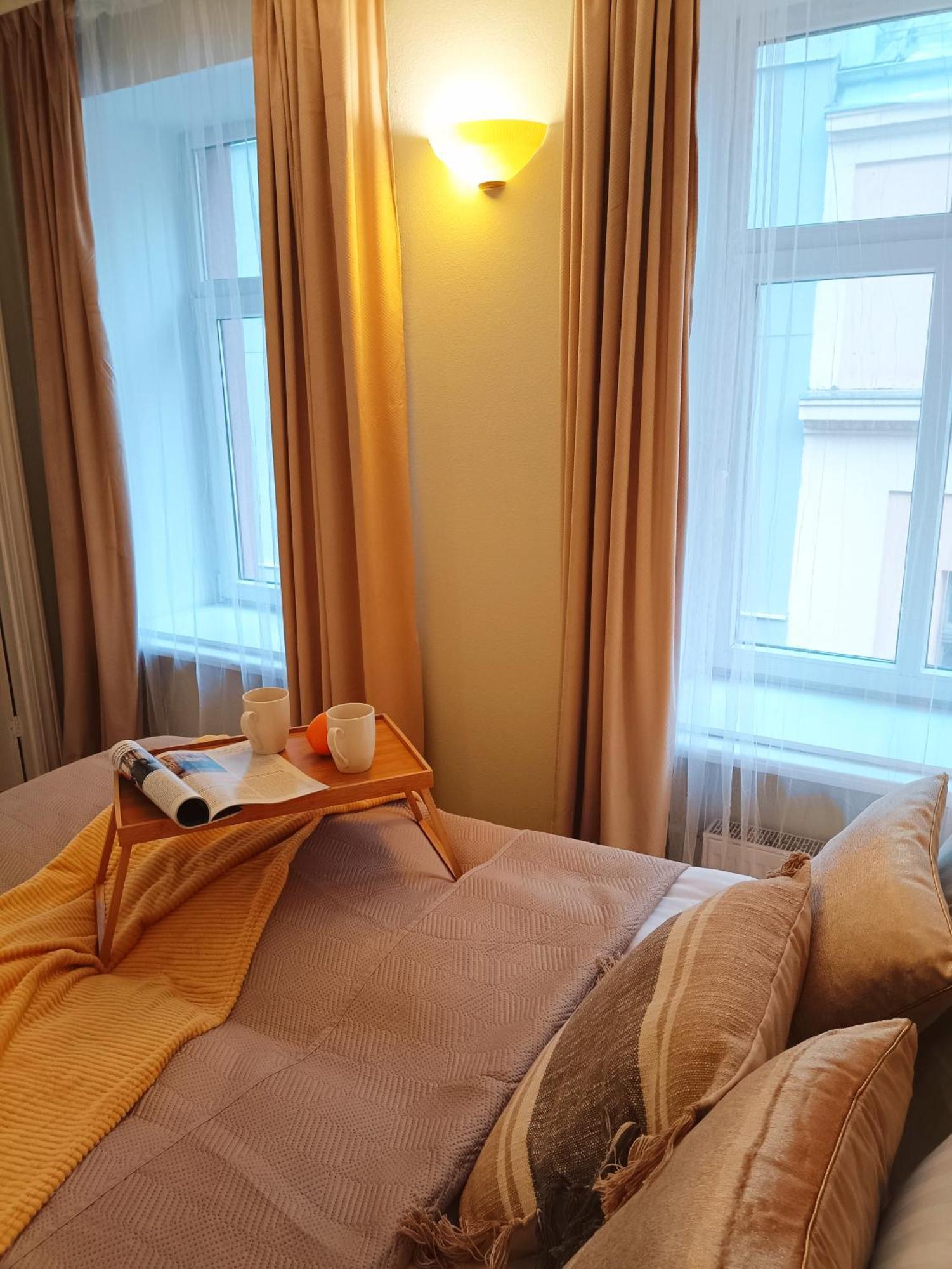 Two Bedroom Apartment In Old Town, Up To 6 Guests Riga Exterior photo
